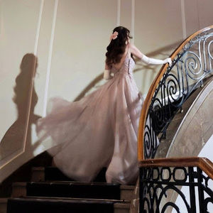 Meet your Posher, Karla